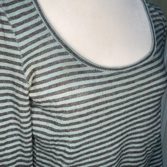 BDG / URBAN OUTFITTERS Striped Round Neck Long Sleeve Top - size Small - Picture 4 of 4